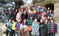 英国威廉希尔公司集团组织2012年国际三八妇女节登山活动